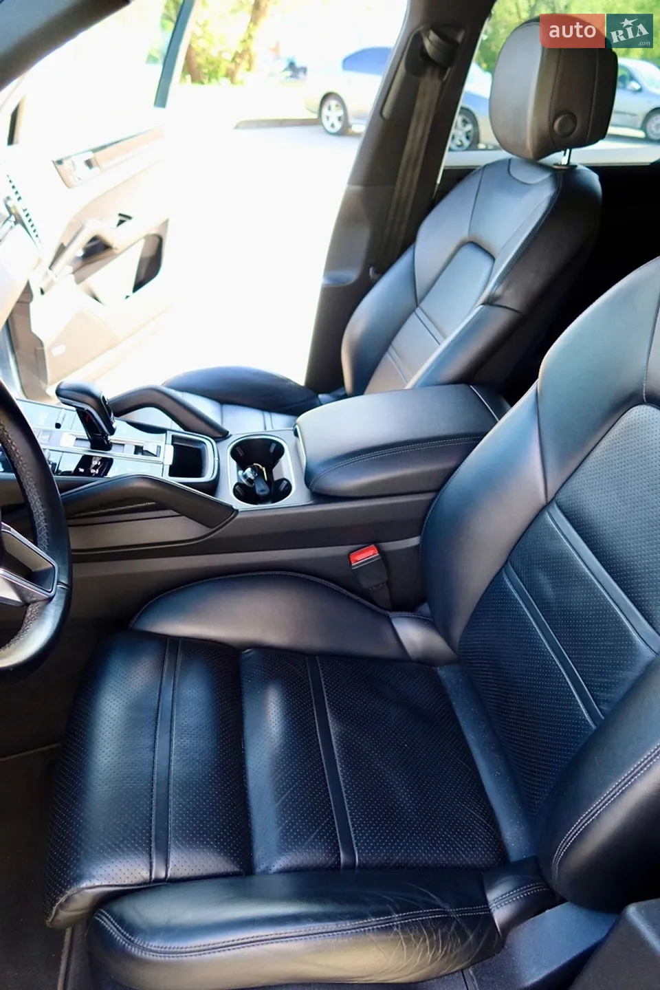 2018 Porsche Cayenne - мініатюра 13