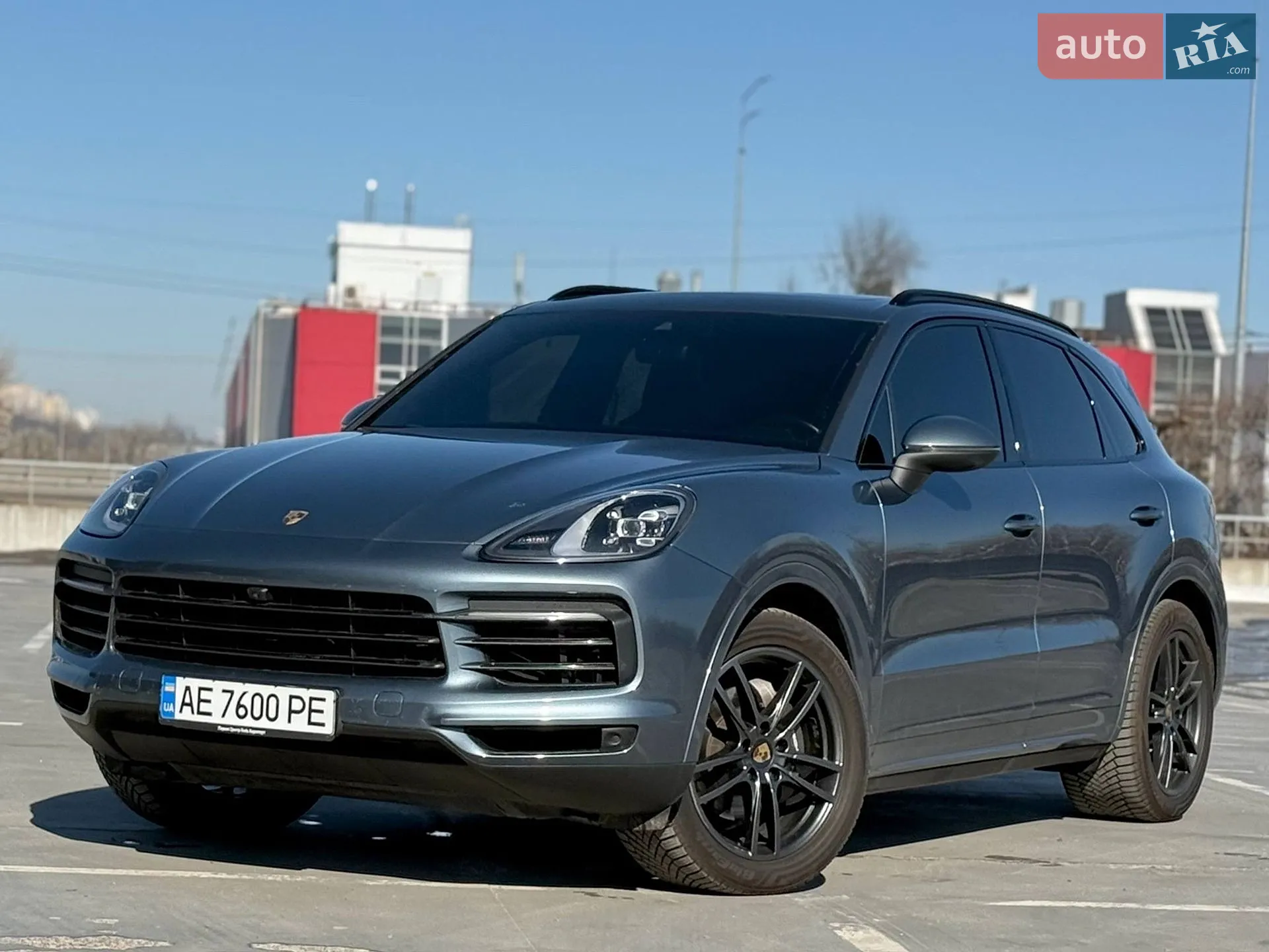 2019 Porsche Cayenne - мініатюра 2