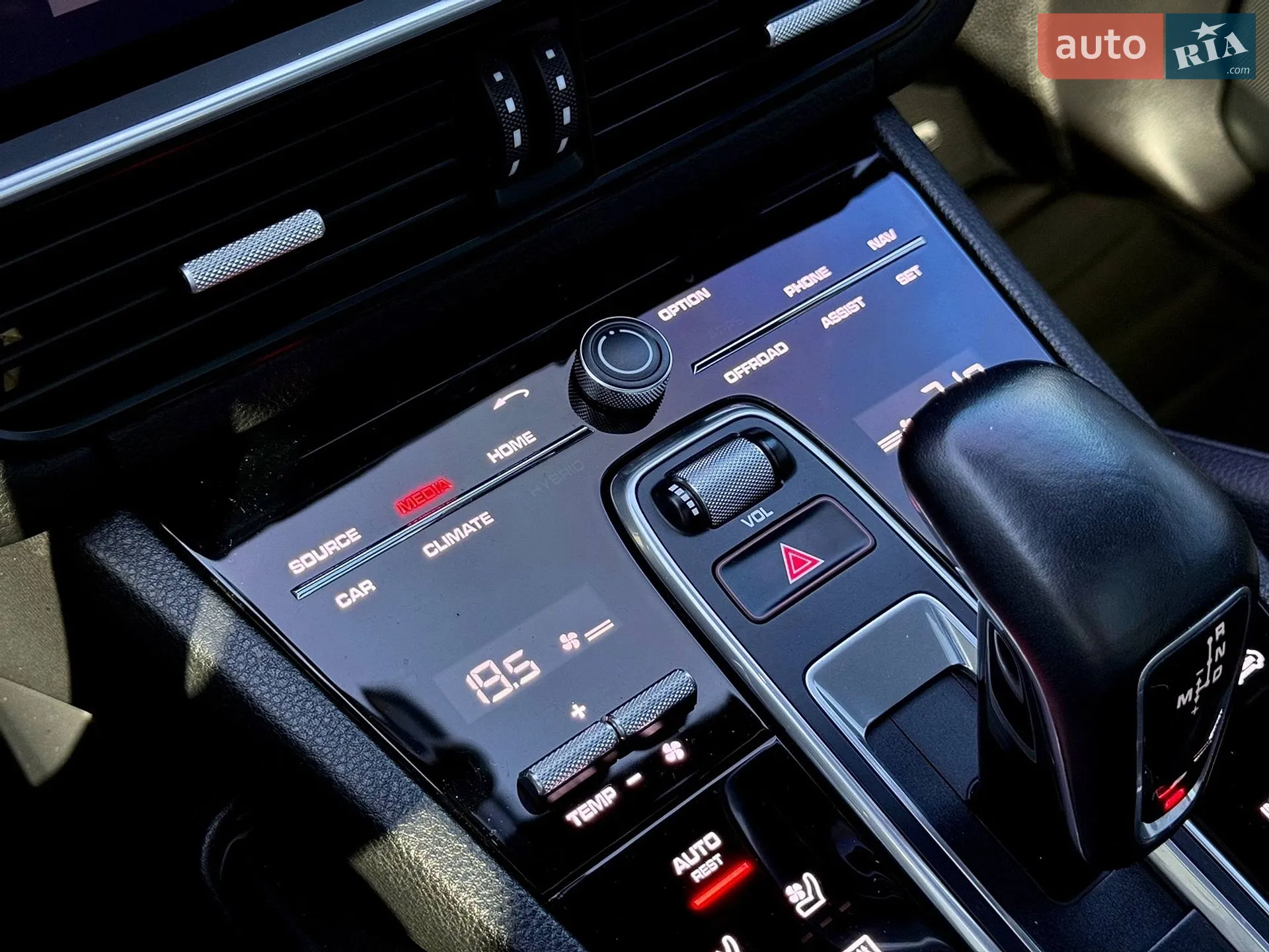 2019 Porsche Cayenne - мініатюра 60