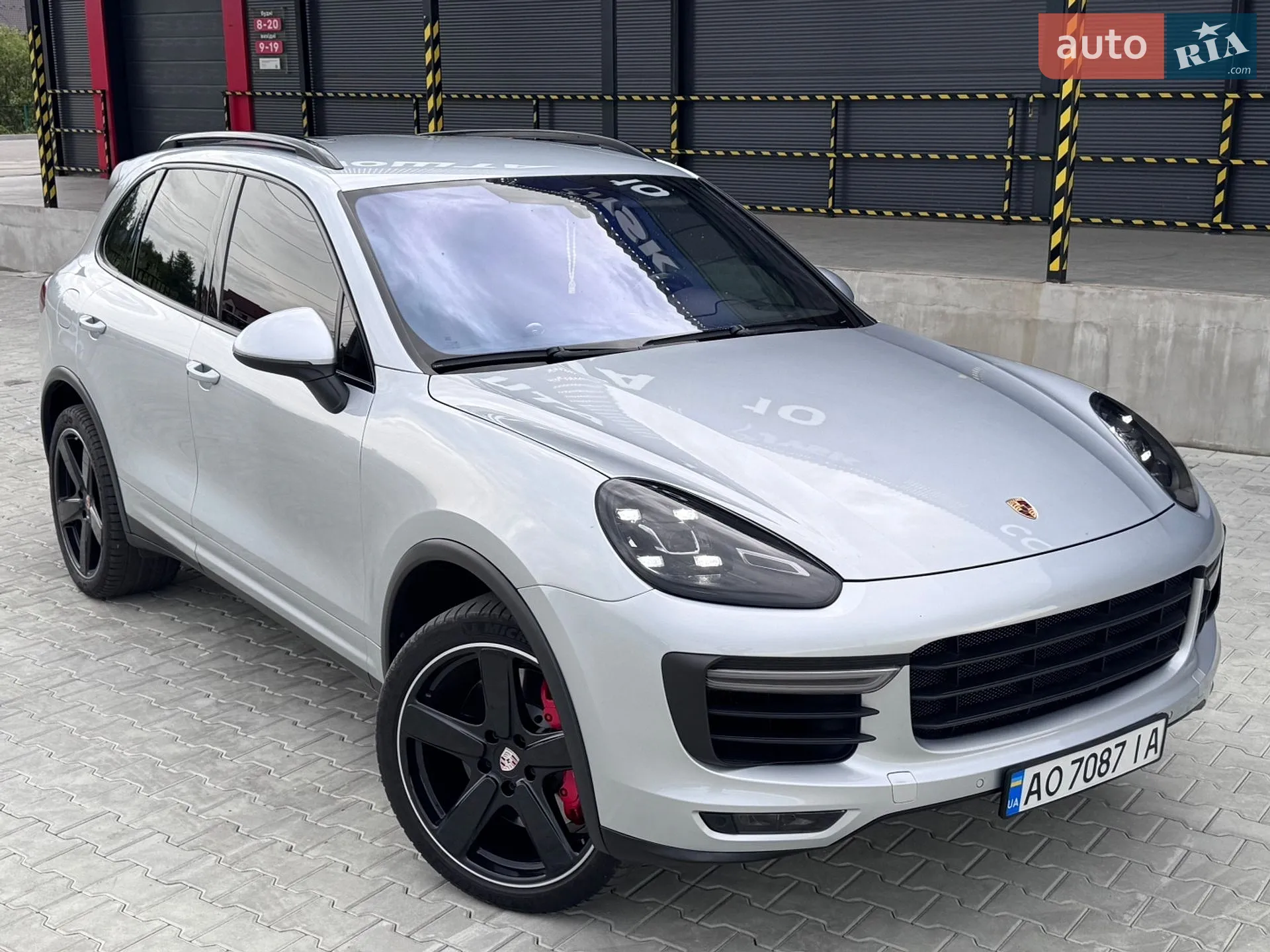 2015 Porsche Cayenne - мініатюра 5