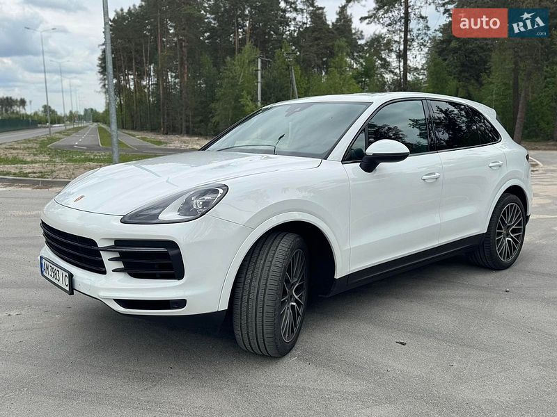 Внедорожник / Кроссовер Porsche Cayenne 2021 в Житомире