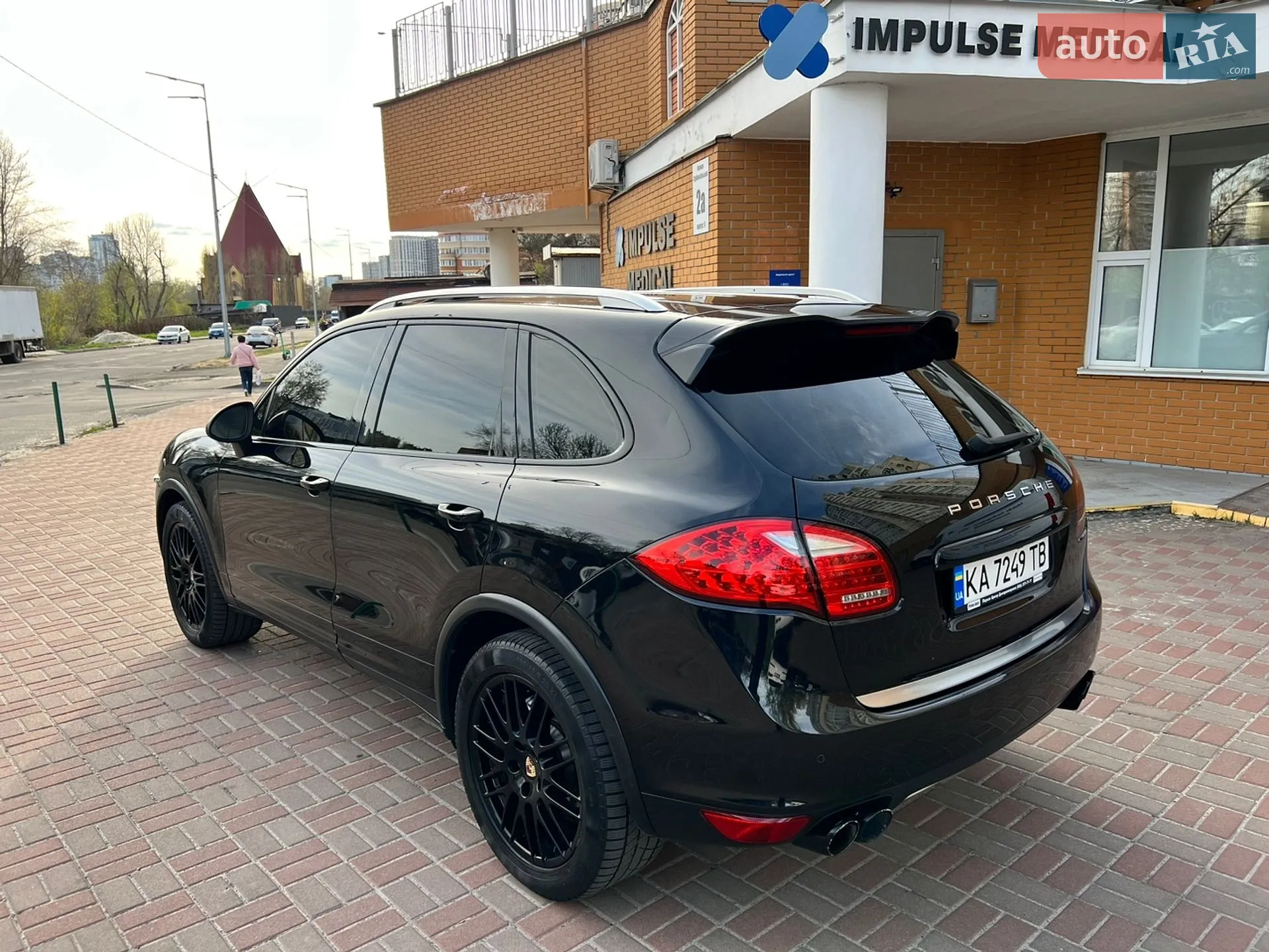 2010 Porsche Cayenne - мініатюра 4