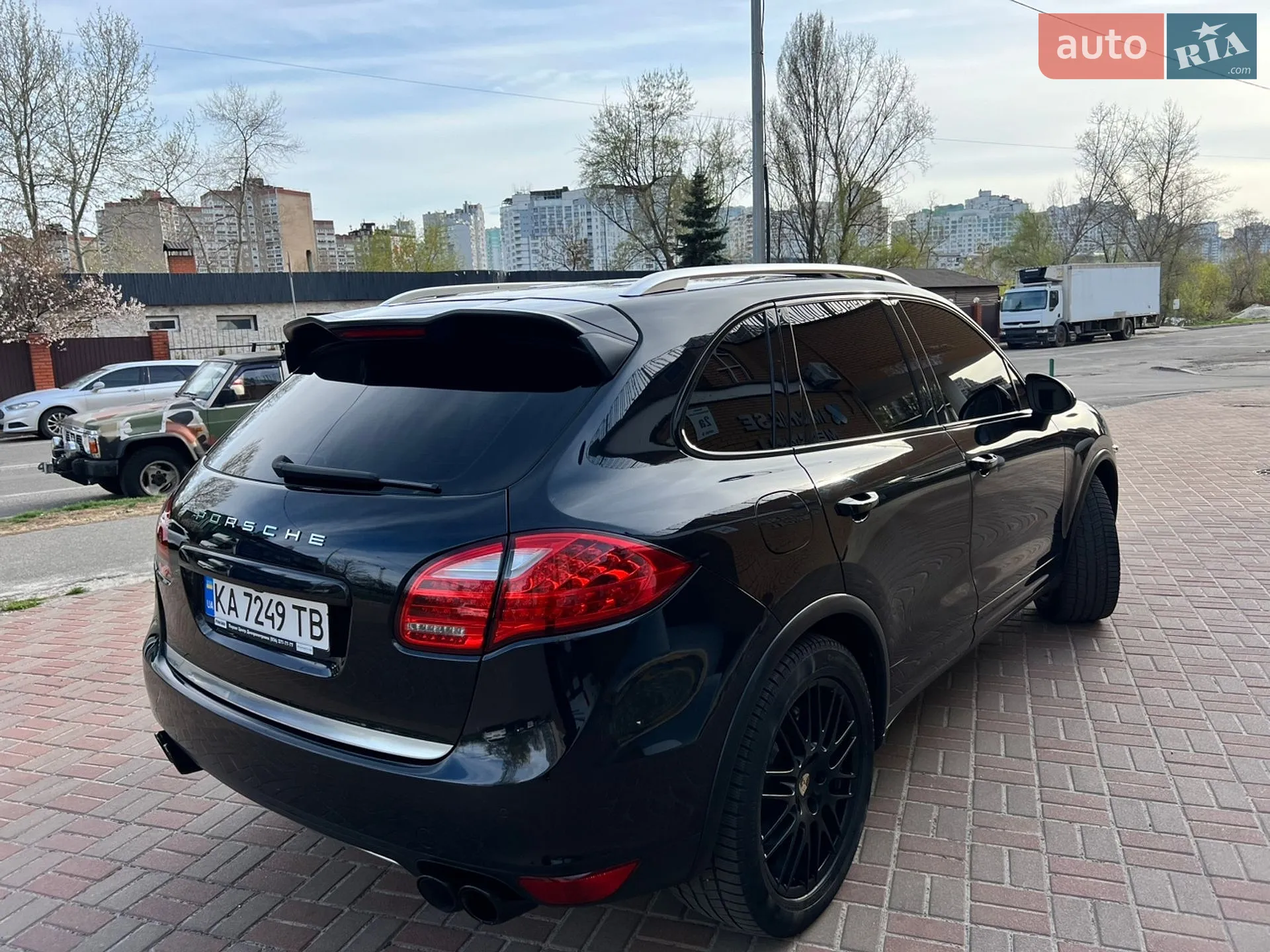 2010 Porsche Cayenne - мініатюра 12