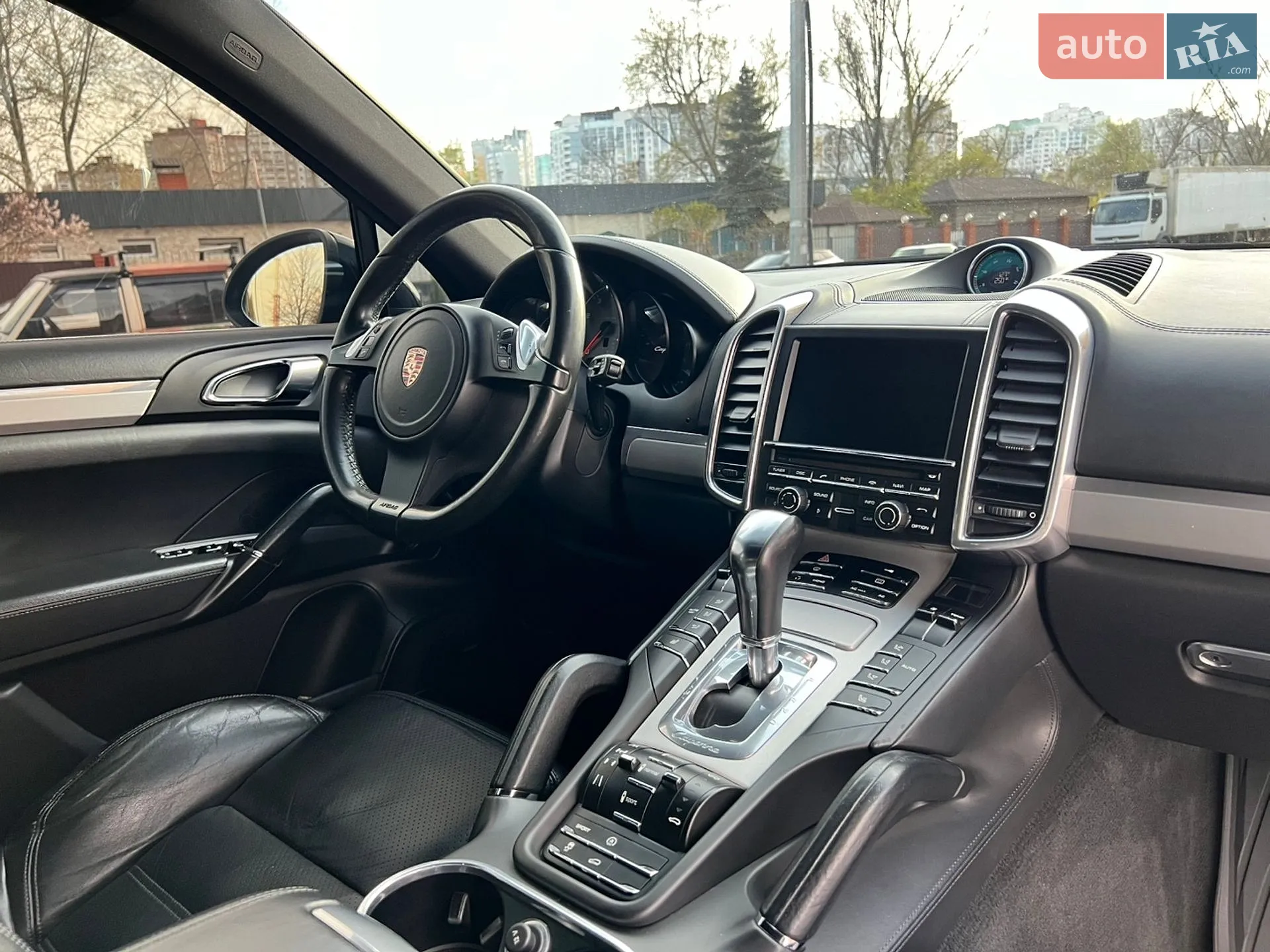 2010 Porsche Cayenne - мініатюра 23