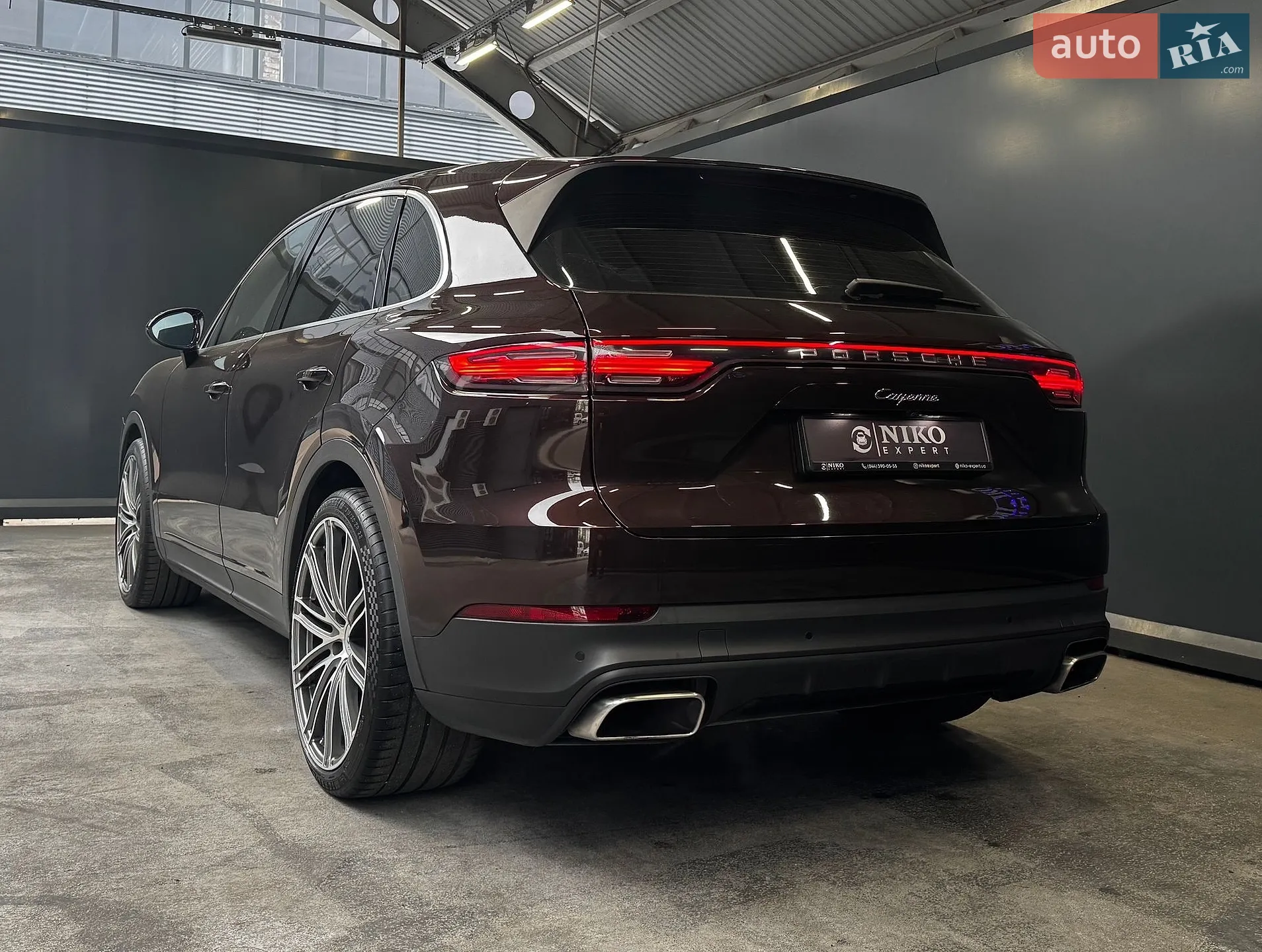 2018 Porsche Cayenne - мініатюра 9