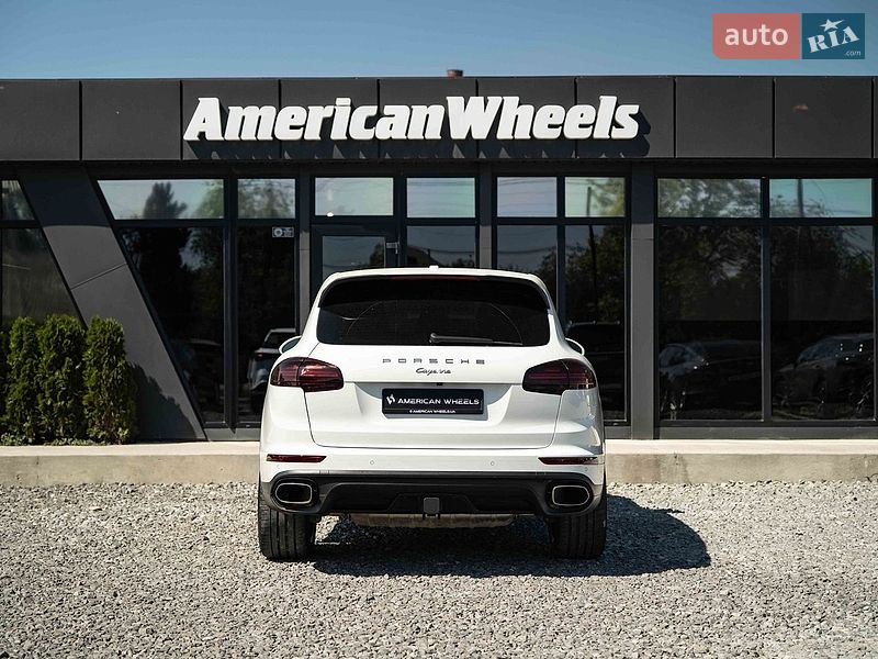 Внедорожник / Кроссовер Porsche Cayenne 2014 в Черновцах