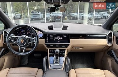 Внедорожник / Кроссовер Porsche Cayenne 2018 в Днепре