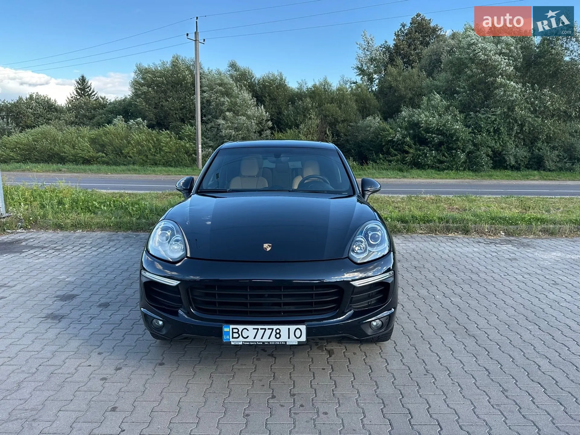 2017 Porsche Cayenne - мініатюра 3