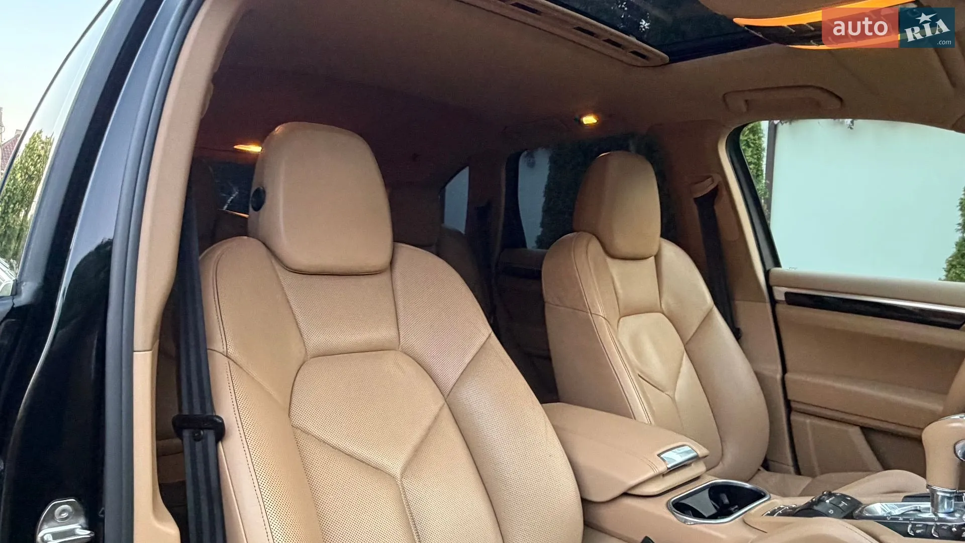 2011 Porsche Cayenne - мініатюра 41