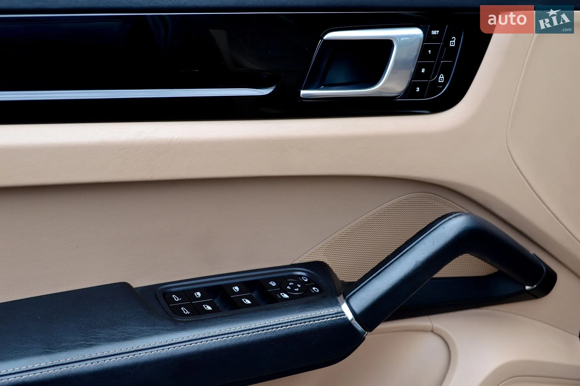 2019 Porsche Cayenne - мініатюра 19
