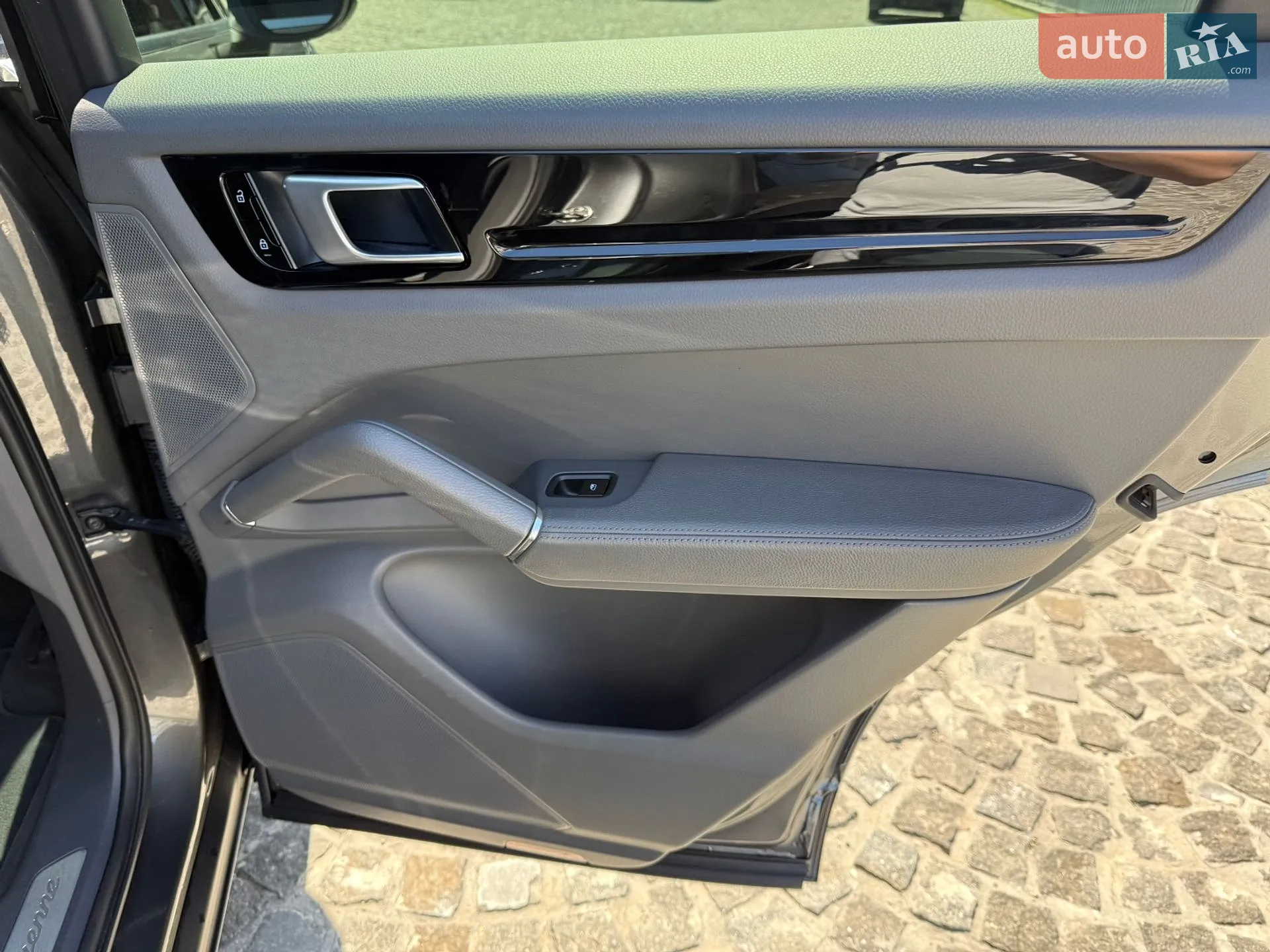 2019 Porsche Cayenne - мініатюра 27