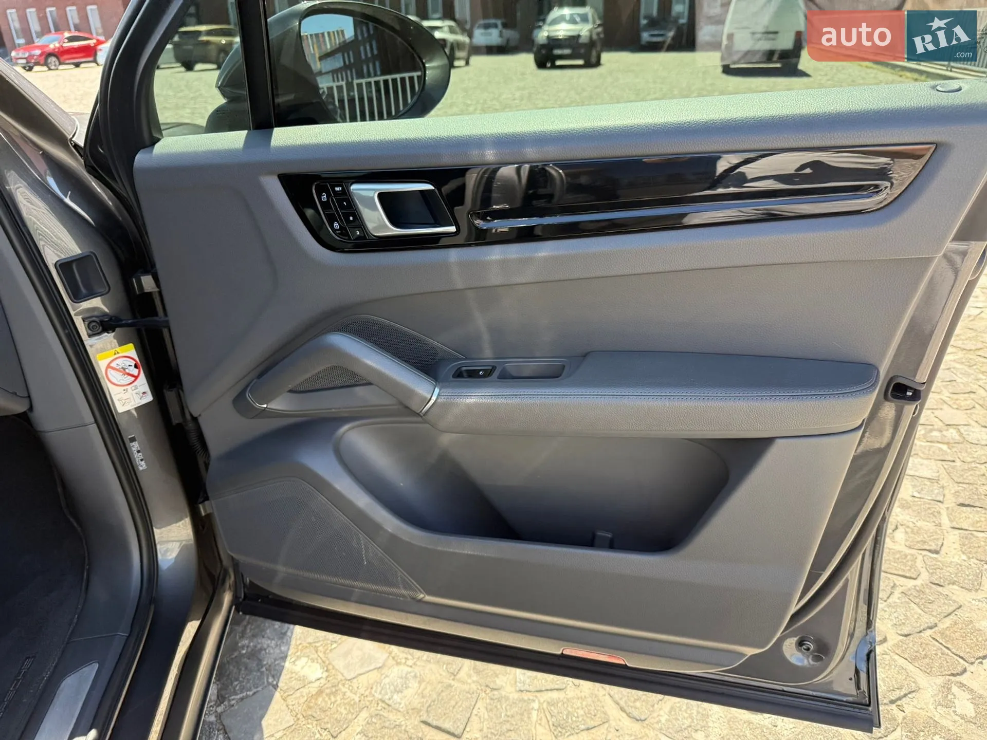 2019 Porsche Cayenne - мініатюра 30