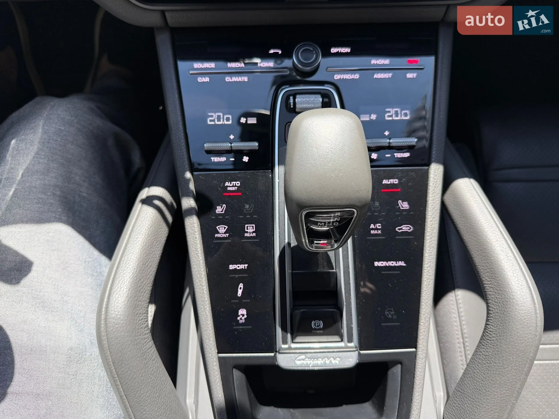 2019 Porsche Cayenne - мініатюра 45