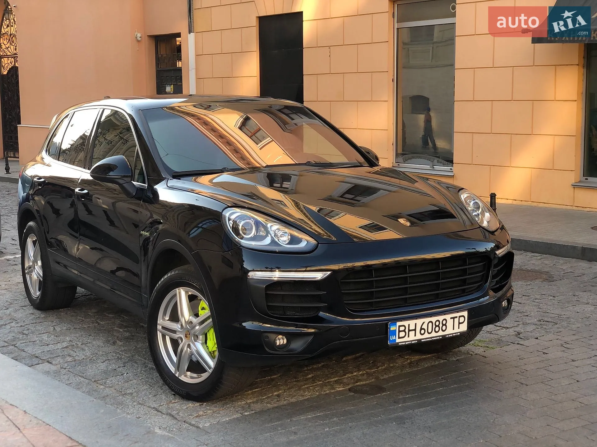2015 Porsche Cayenne - мініатюра 3