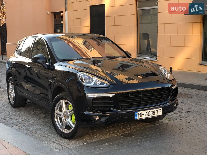Внедорожник / Кроссовер Porsche Cayenne 2015 в Одессе