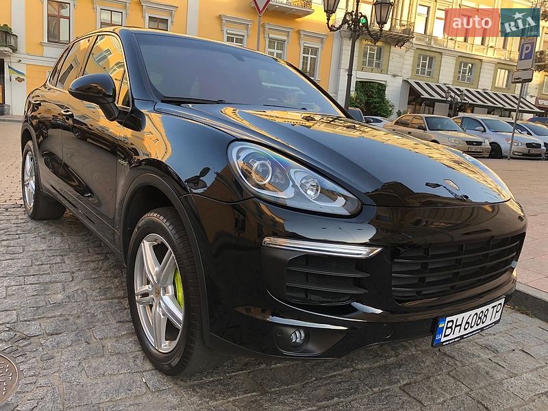 Внедорожник / Кроссовер Porsche Cayenne 2015 в Одессе