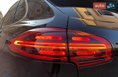 Внедорожник / Кроссовер Porsche Cayenne 2015 в Одессе