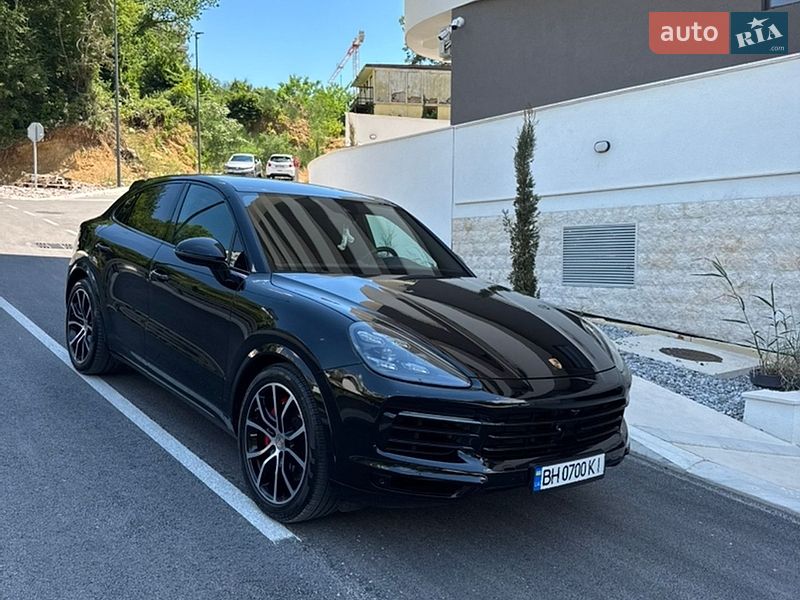 Внедорожник / Кроссовер Porsche Cayenne 2019 в Одессе