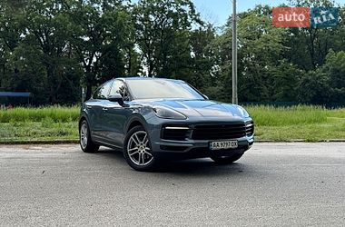 Внедорожник / Кроссовер Porsche Cayenne 2020 в Киеве