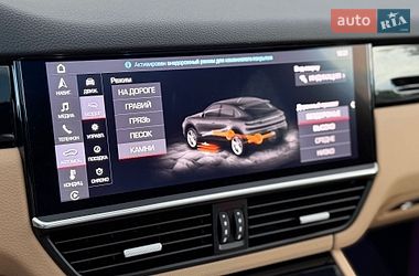 Внедорожник / Кроссовер Porsche Cayenne 2020 в Киеве
