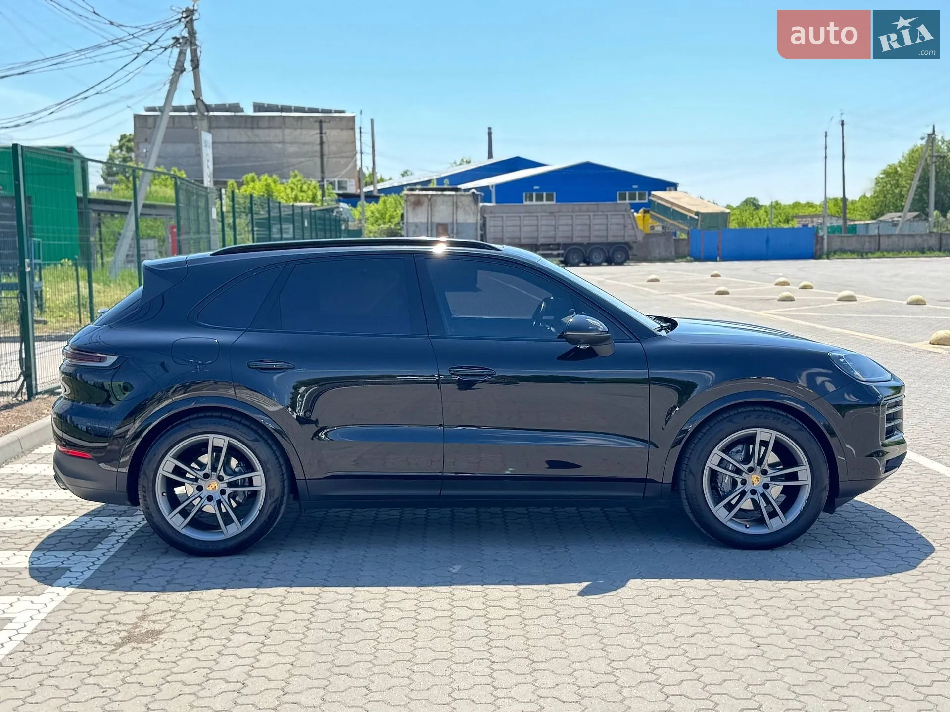 2023 Porsche Cayenne - мініатюра 3