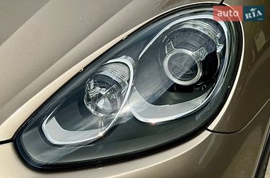 Внедорожник / Кроссовер Porsche Cayenne 2016 в Днепре