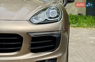 Внедорожник / Кроссовер Porsche Cayenne 2016 в Днепре