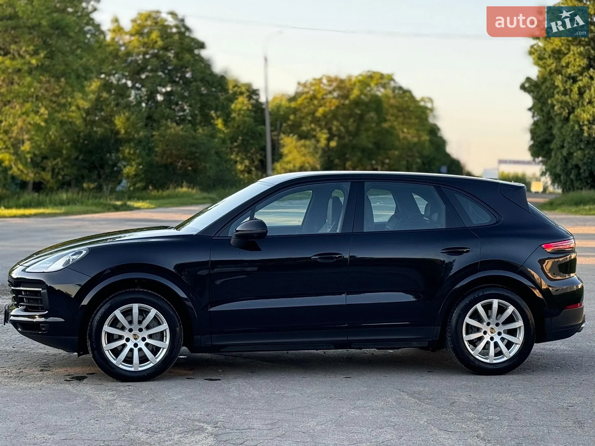 2019 Porsche Cayenne - мініатюра 6