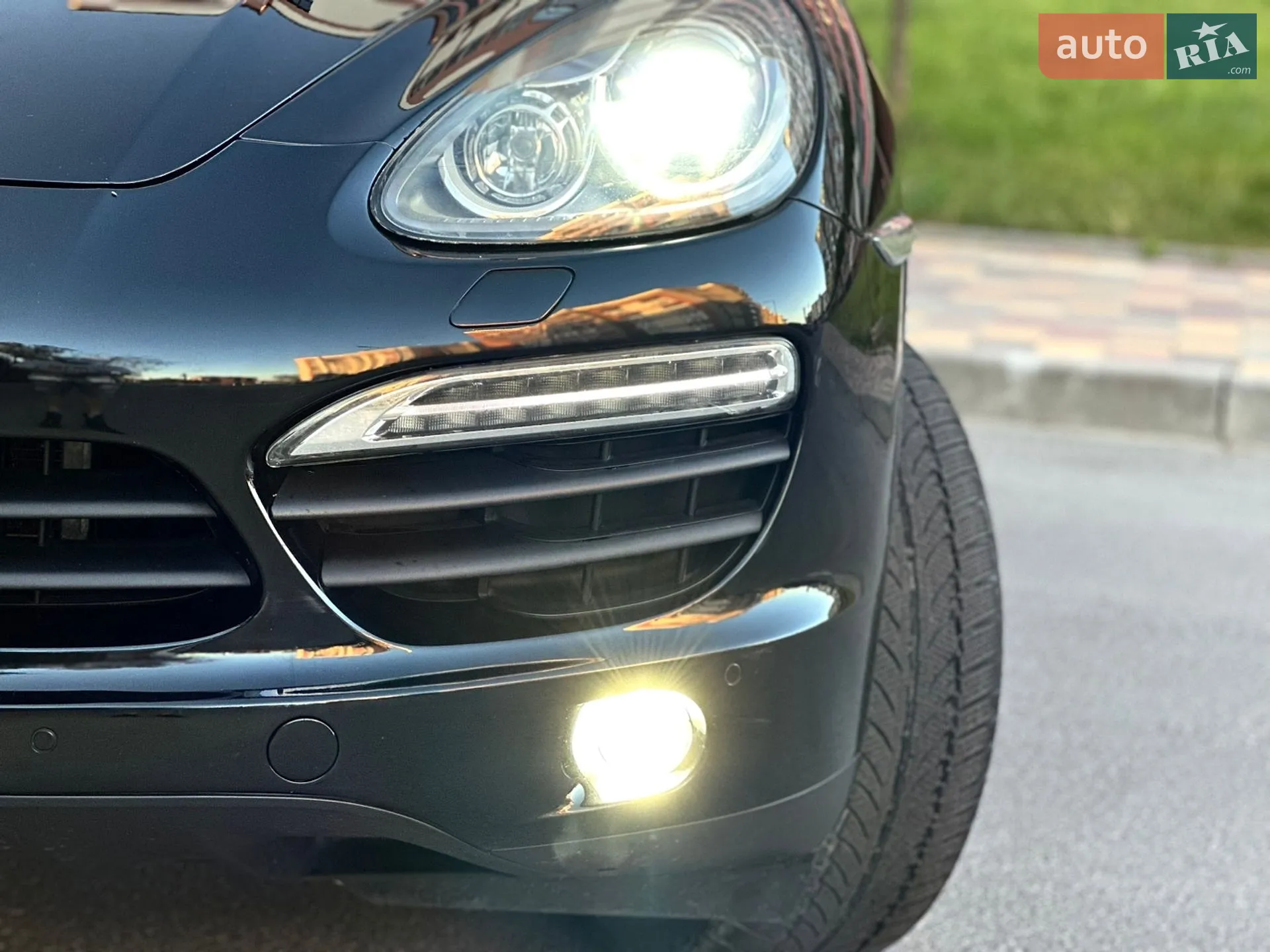 2011 Porsche Cayenne - мініатюра 24