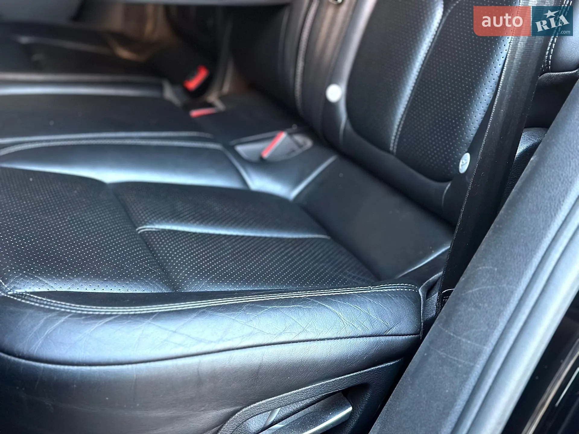 2011 Porsche Cayenne - мініатюра 47