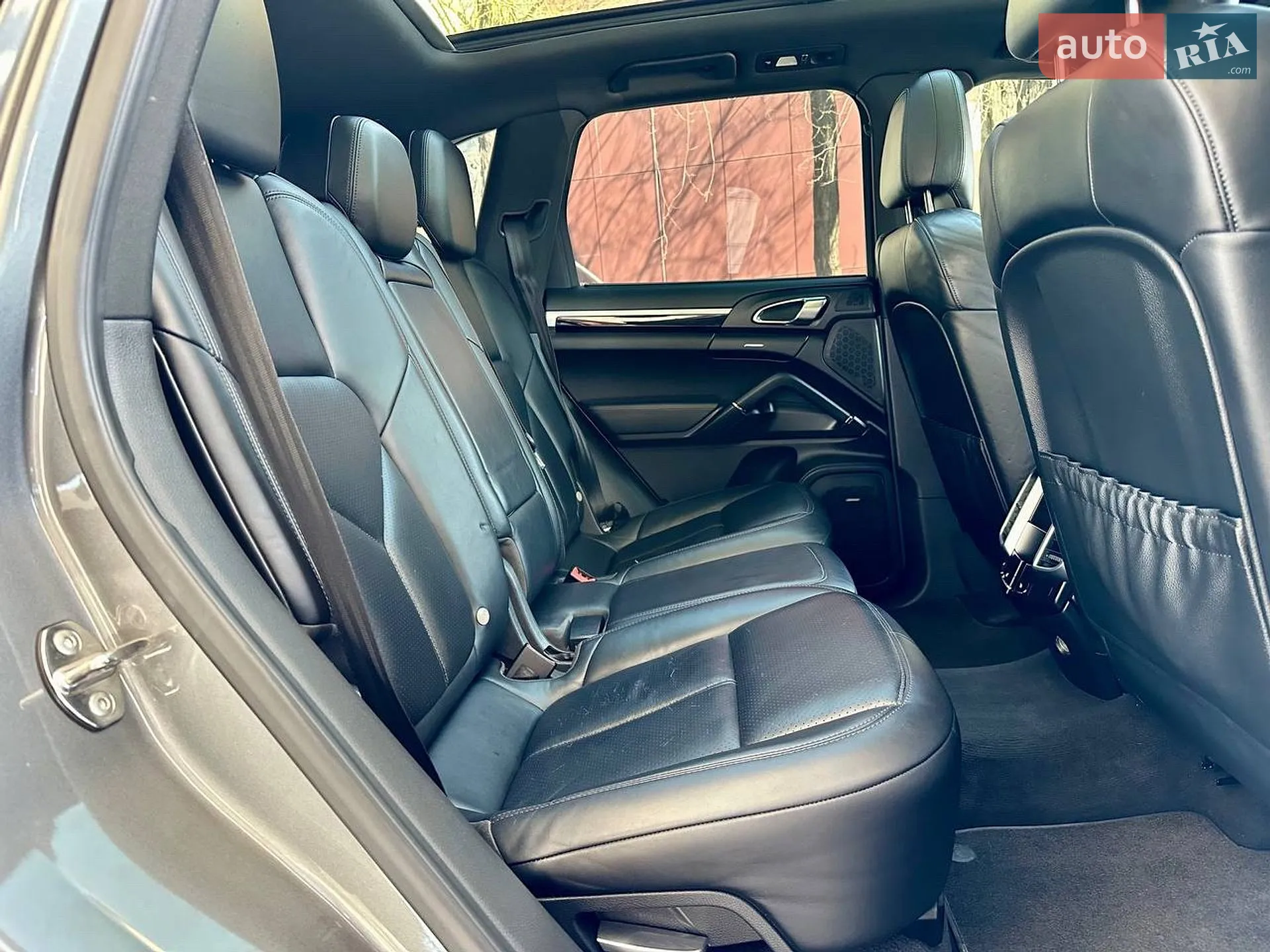 2013 Porsche Cayenne - мініатюра 20