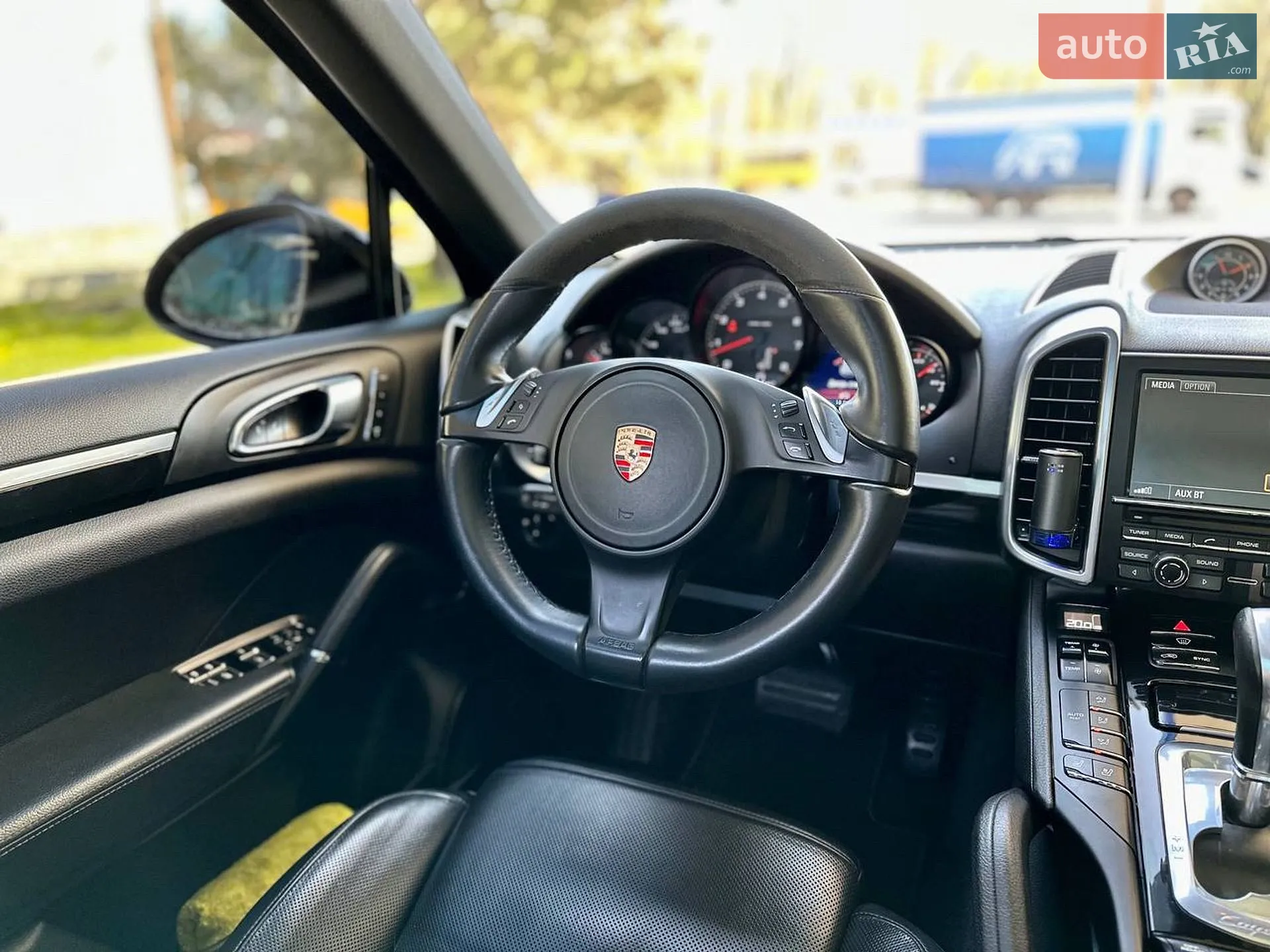 2013 Porsche Cayenne - мініатюра 30