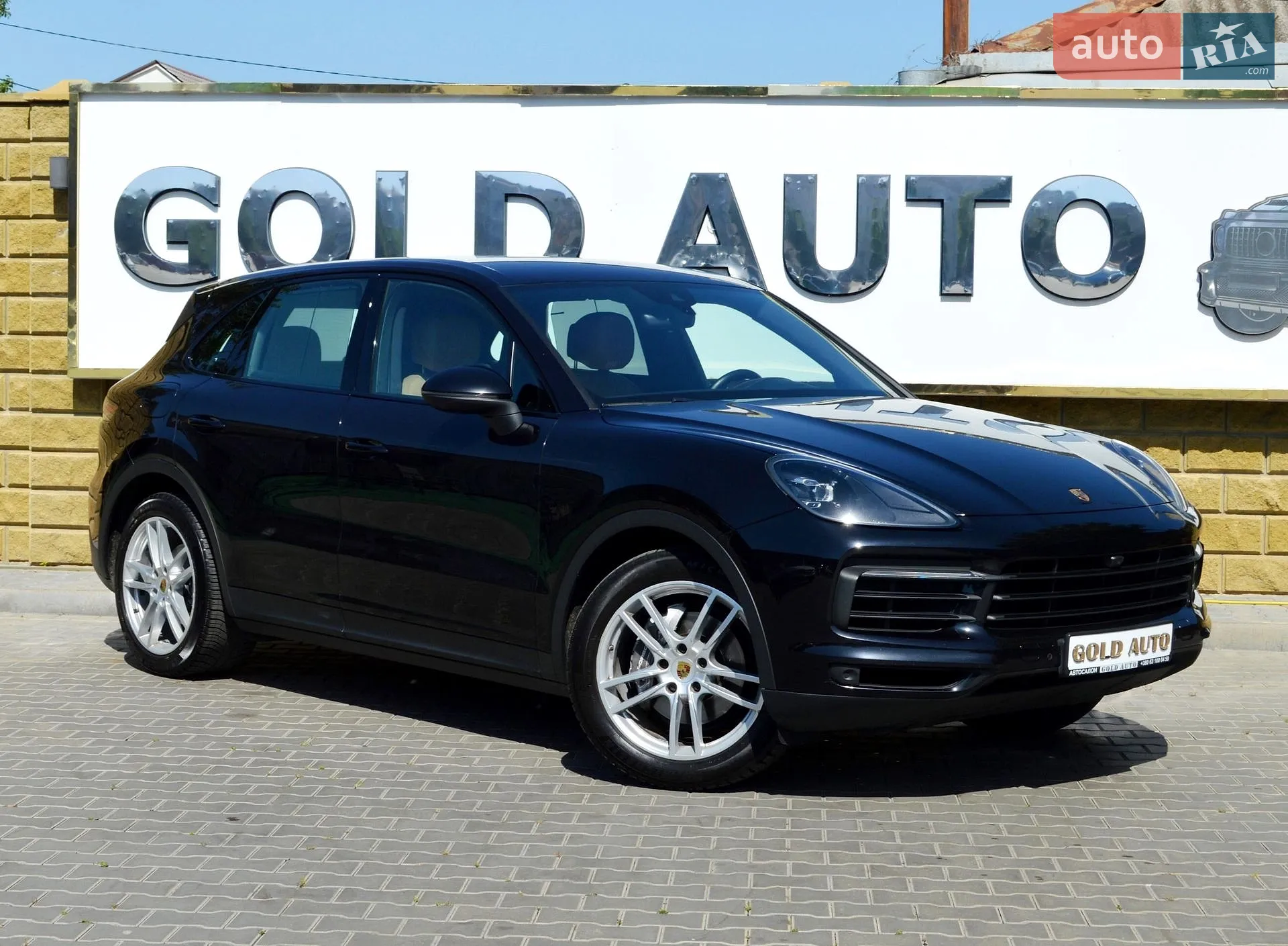 2019 Porsche Cayenne - мініатюра 2