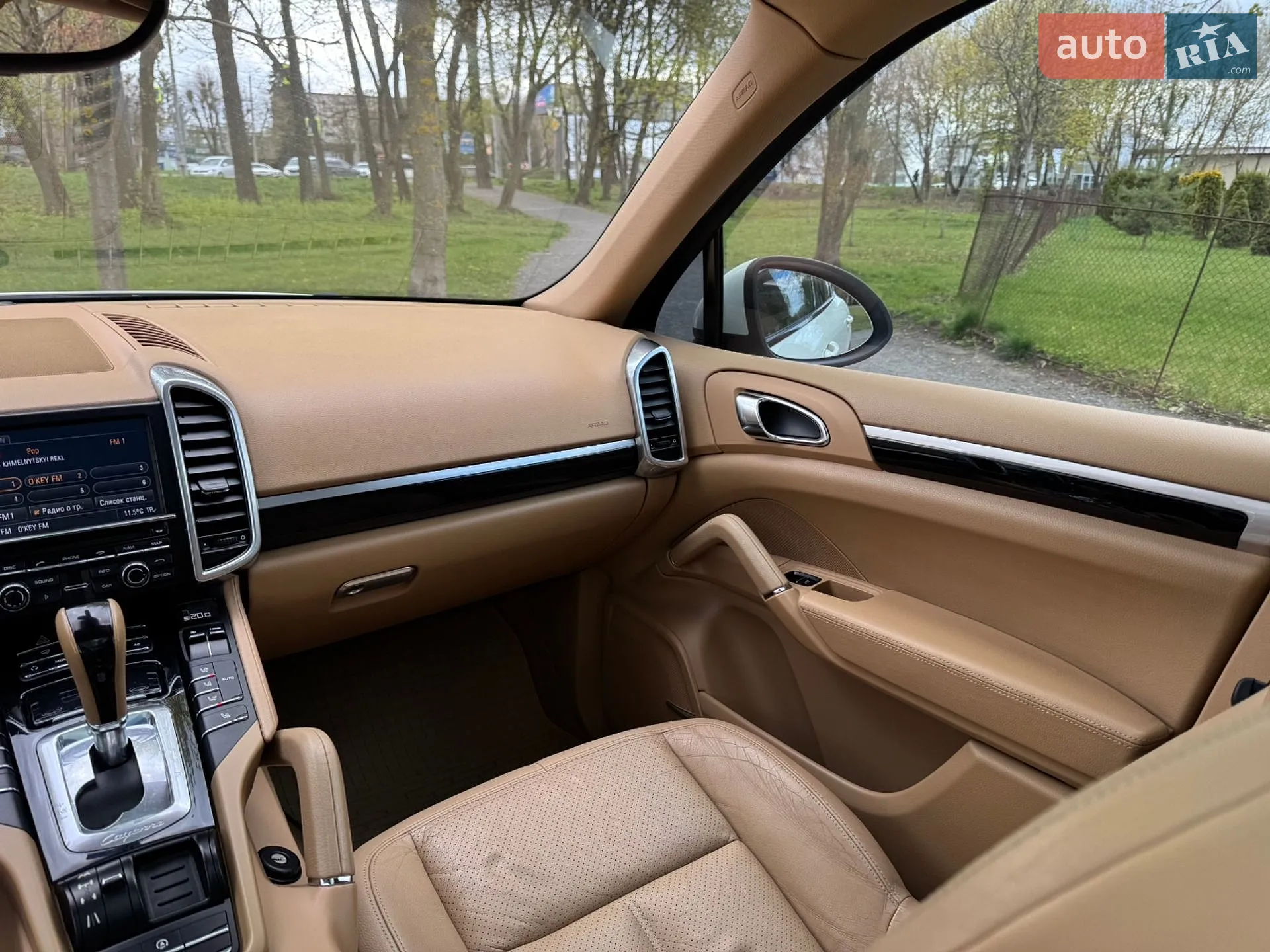 2011 Porsche Cayenne - мініатюра 26