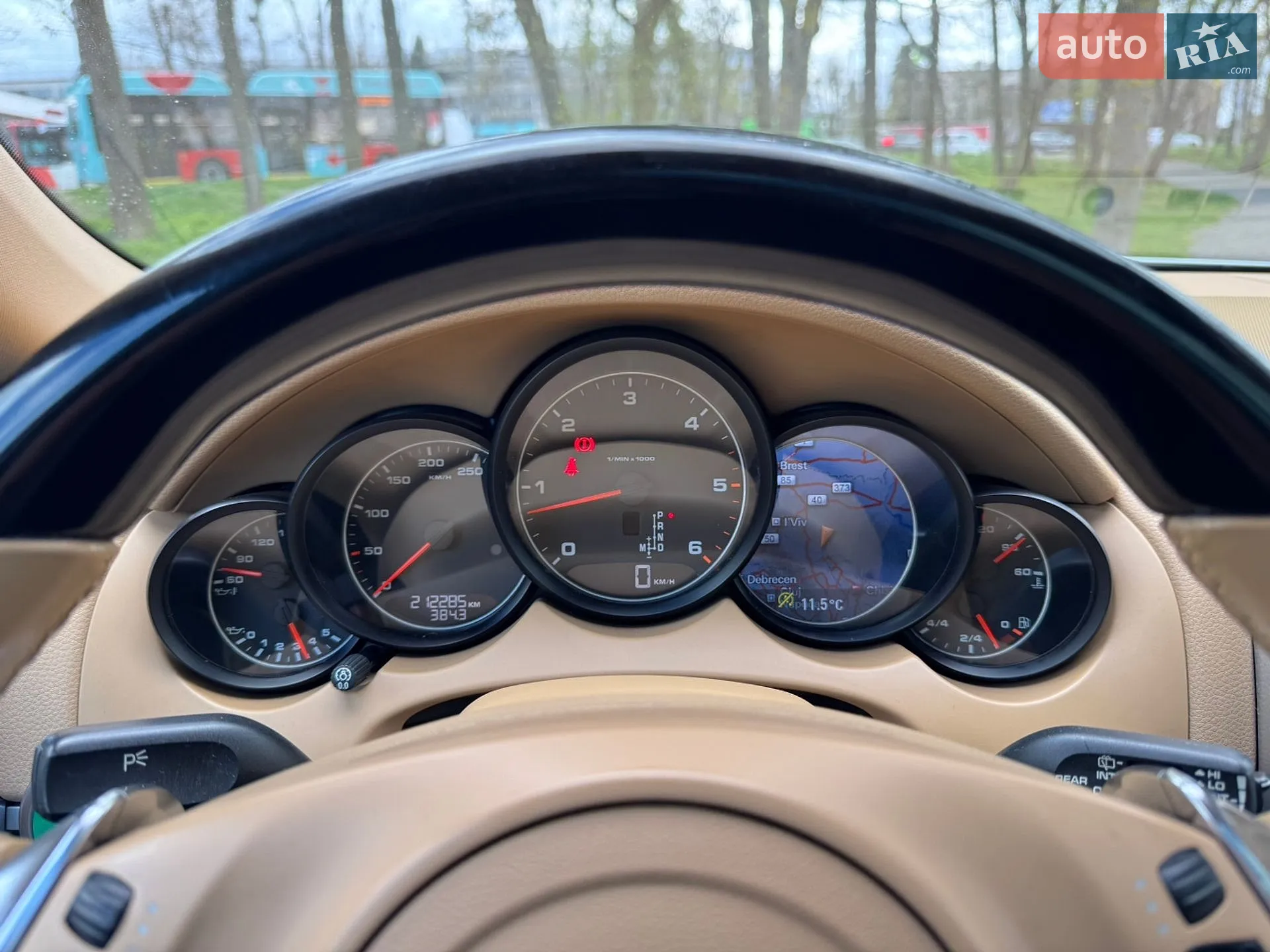 2011 Porsche Cayenne - мініатюра 35