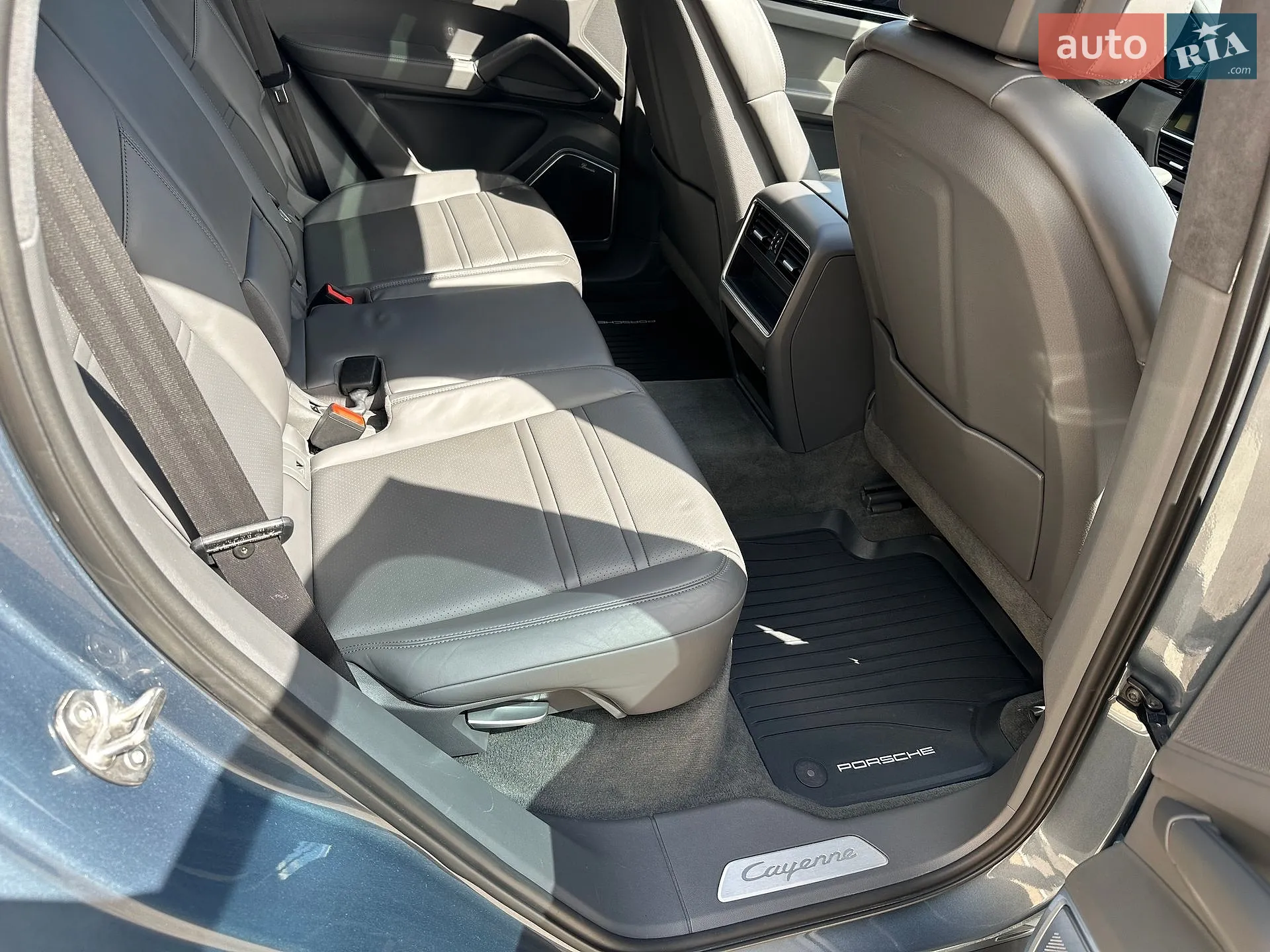 2018 Porsche Cayenne - мініатюра 20