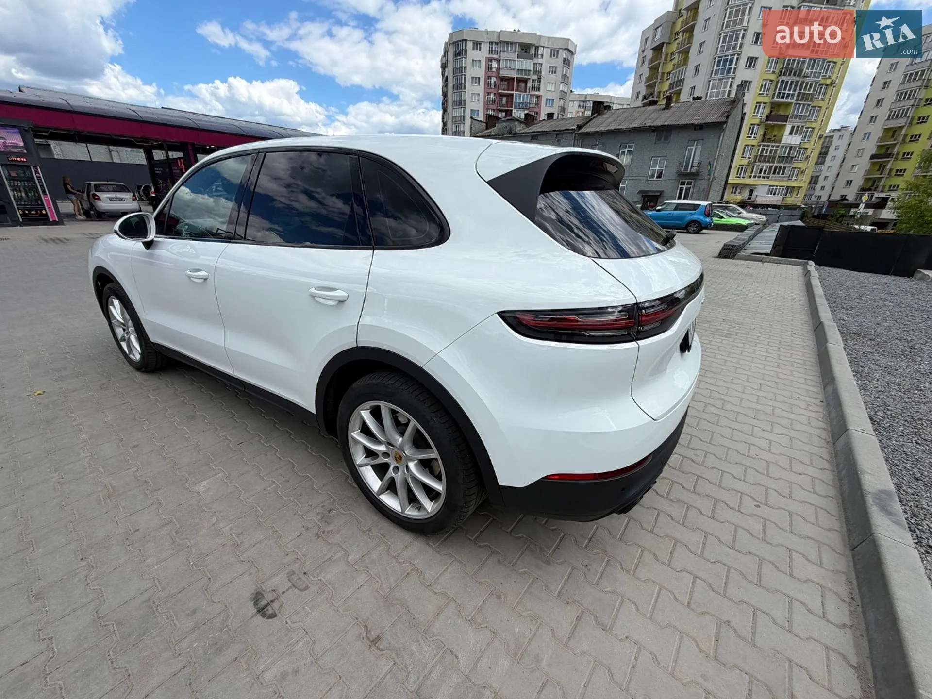 2021 Porsche Cayenne - мініатюра 9