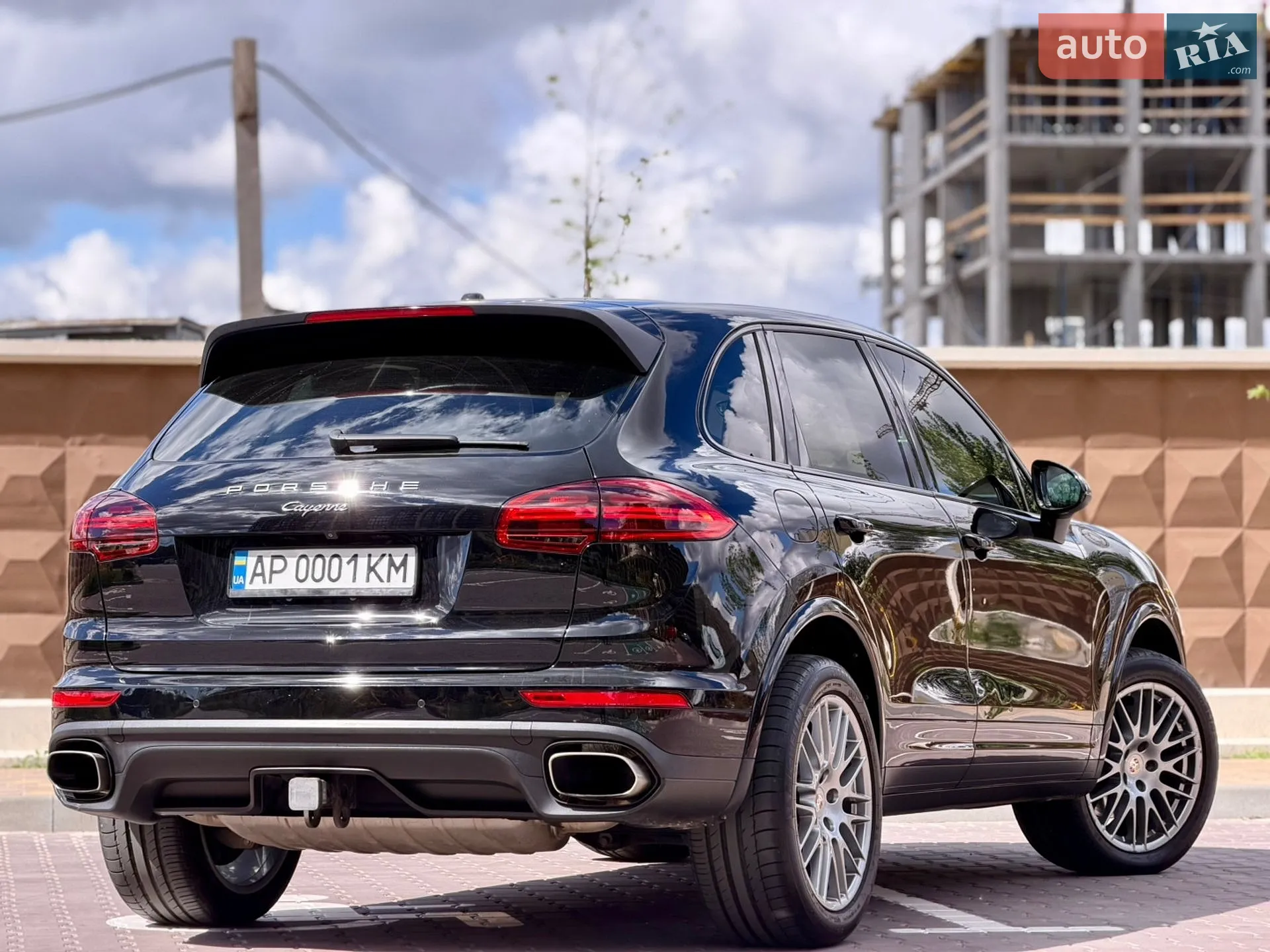2016 Porsche Cayenne - мініатюра 3