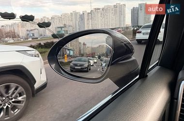 Внедорожник / Кроссовер Porsche Cayenne 2020 в Киеве