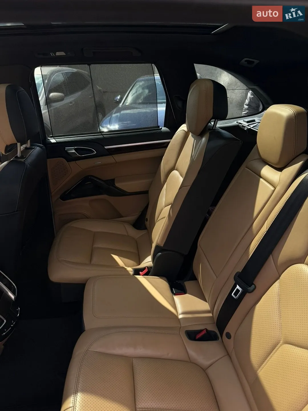 2015 Porsche Cayenne - мініатюра 19