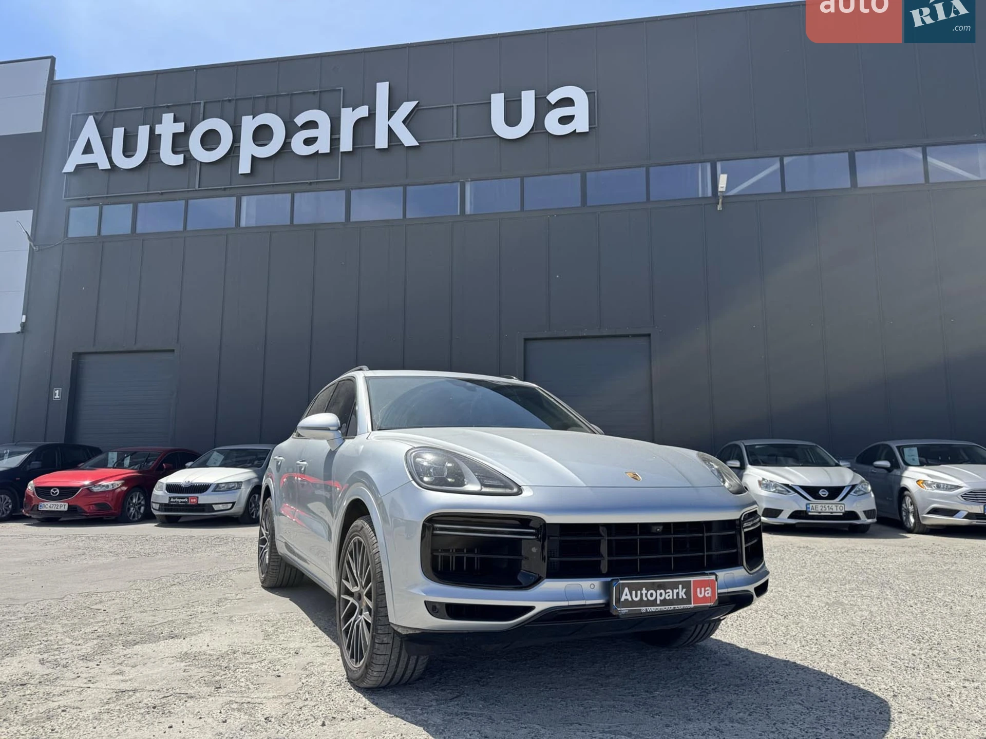 2018 Porsche Cayenne - мініатюра 4
