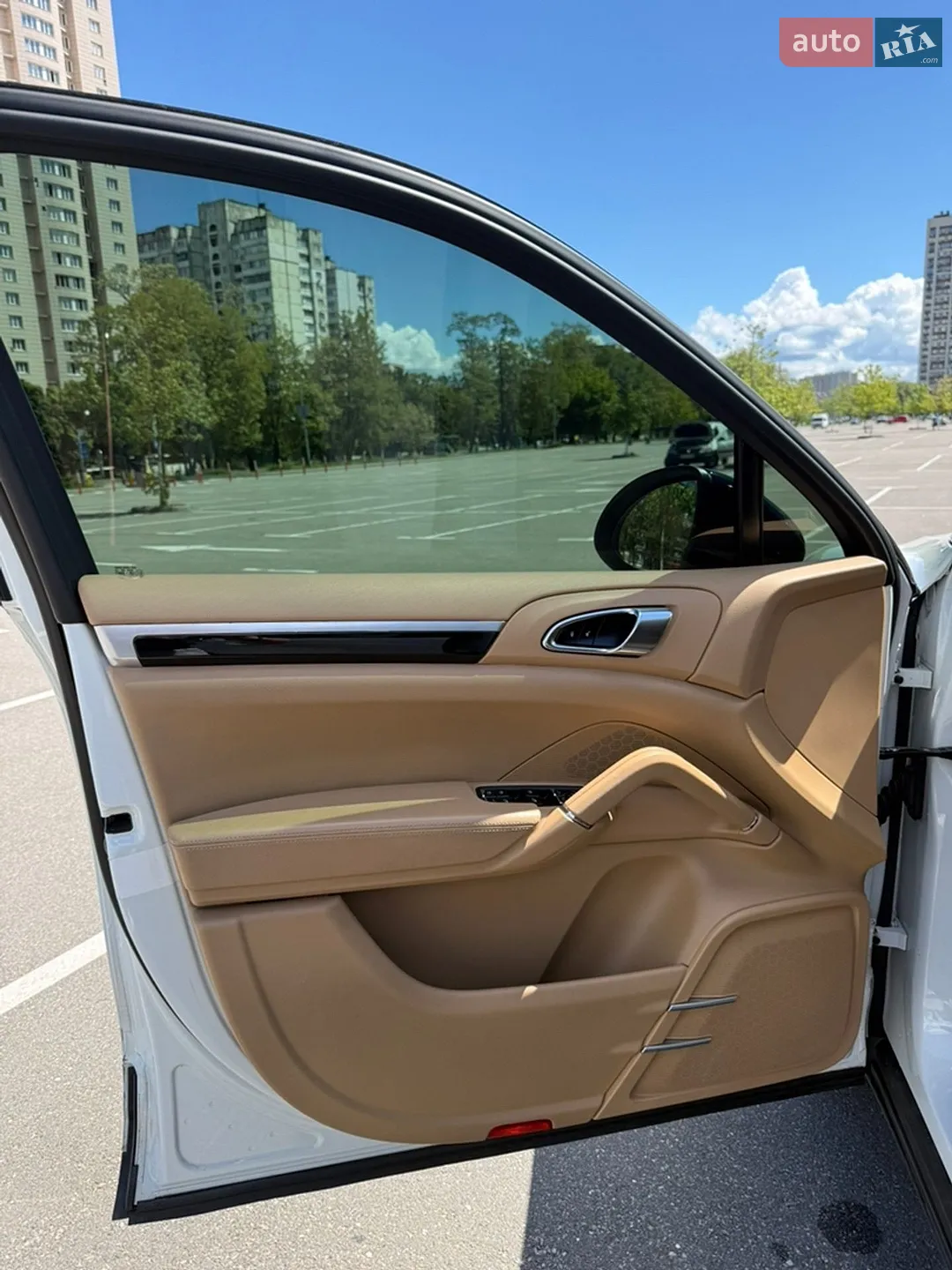 2013 Porsche Cayenne - мініатюра 16