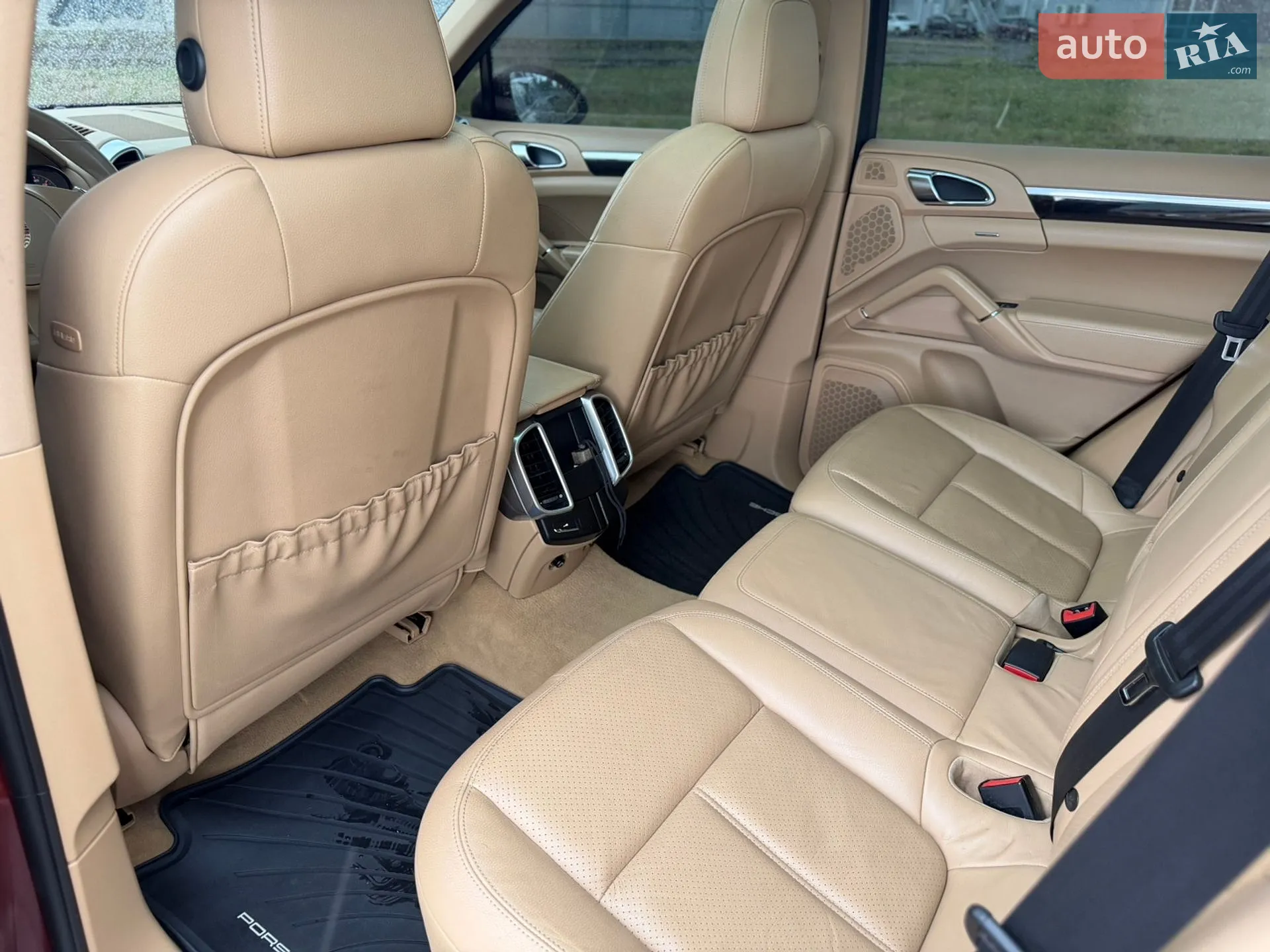 2011 Porsche Cayenne - мініатюра 15