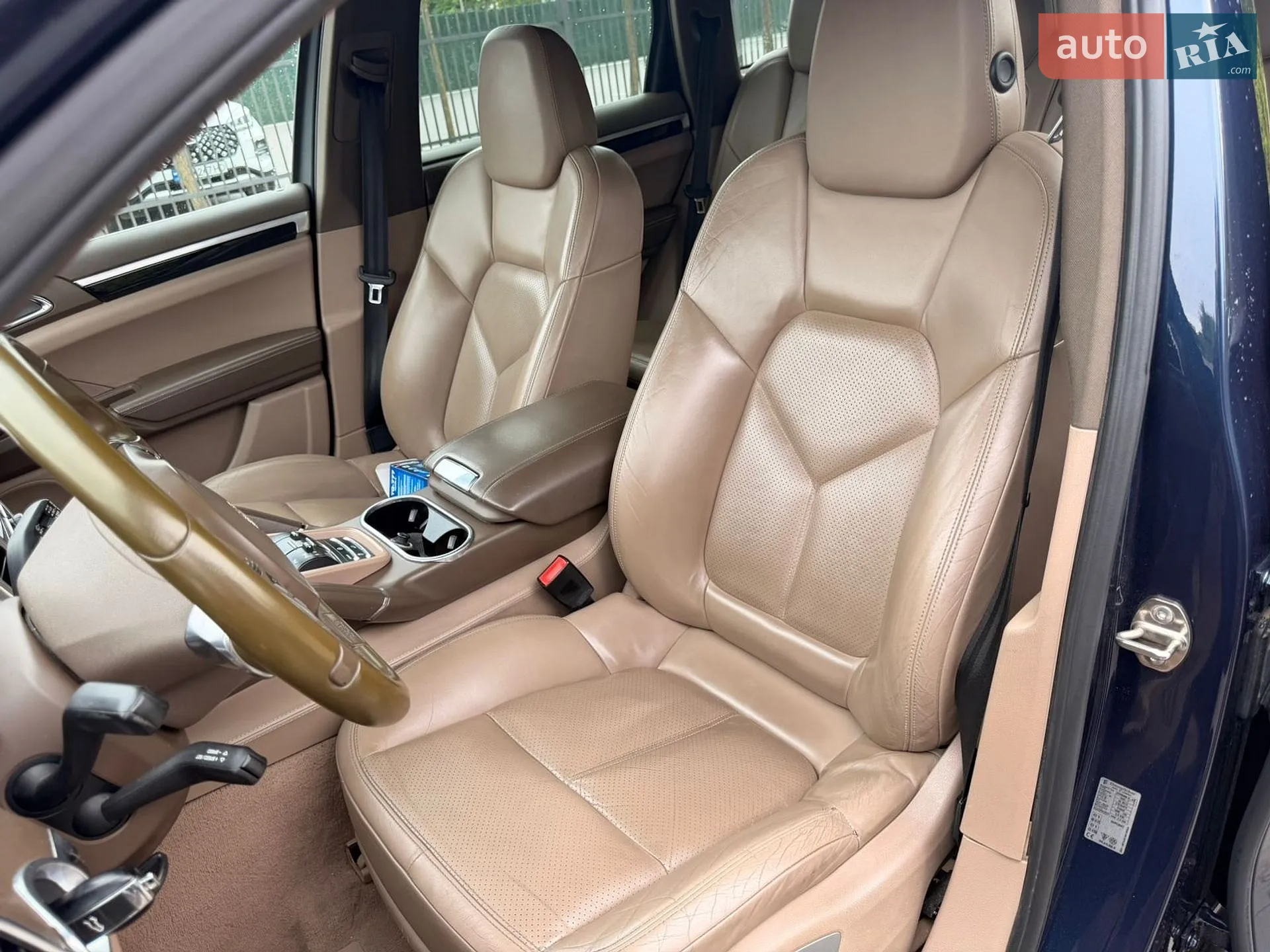 2010 Porsche Cayenne - мініатюра 36
