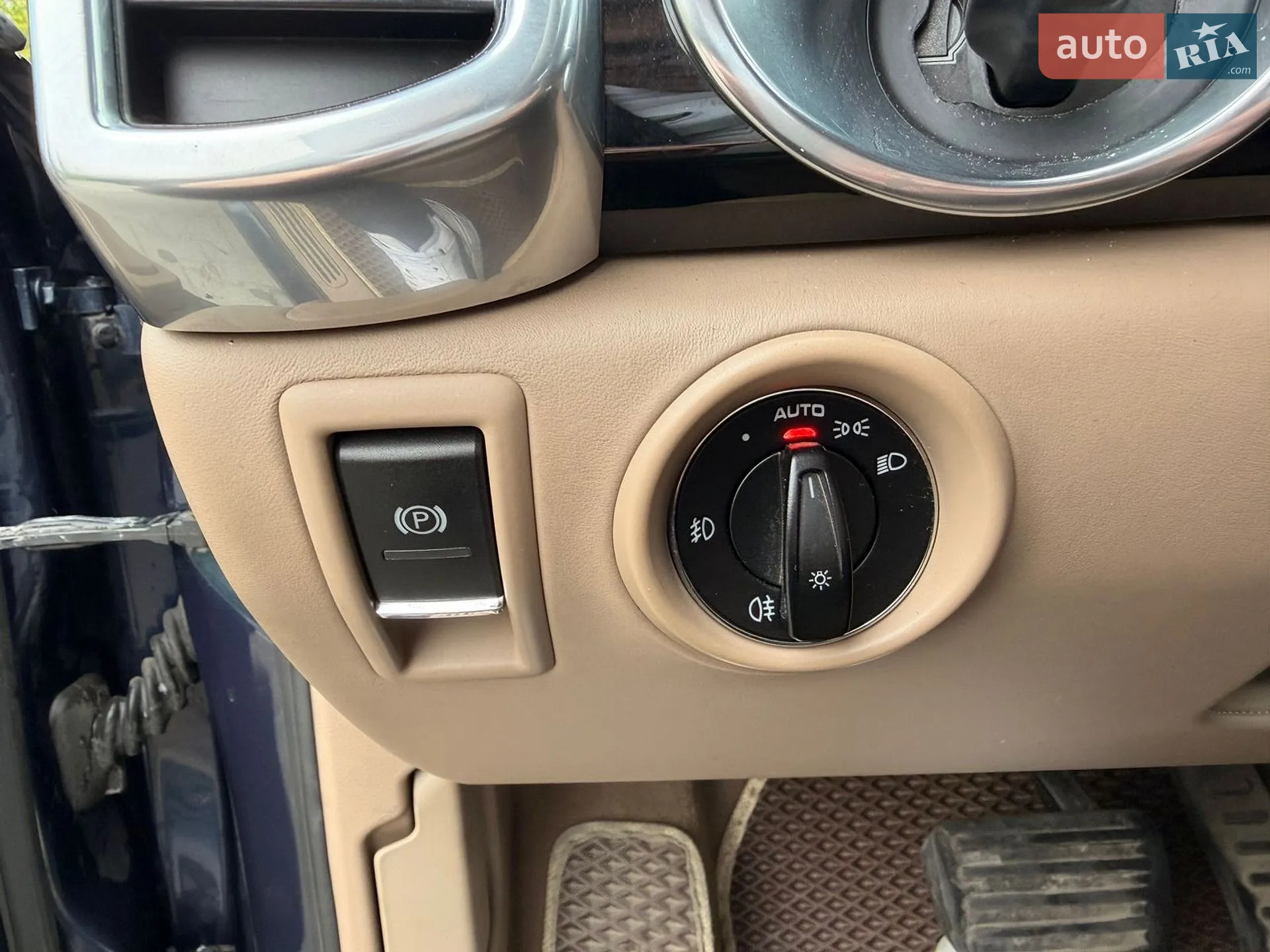 2010 Porsche Cayenne - мініатюра 42