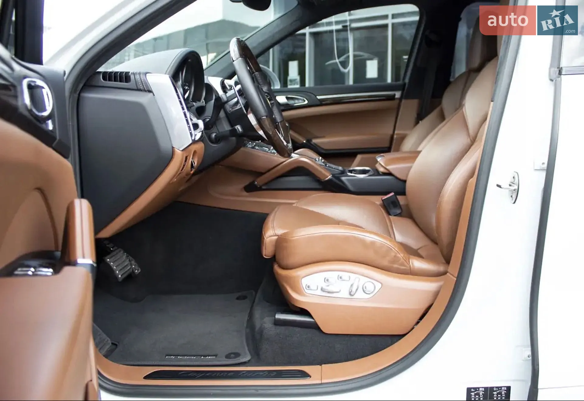 2015 Porsche Cayenne - мініатюра 8