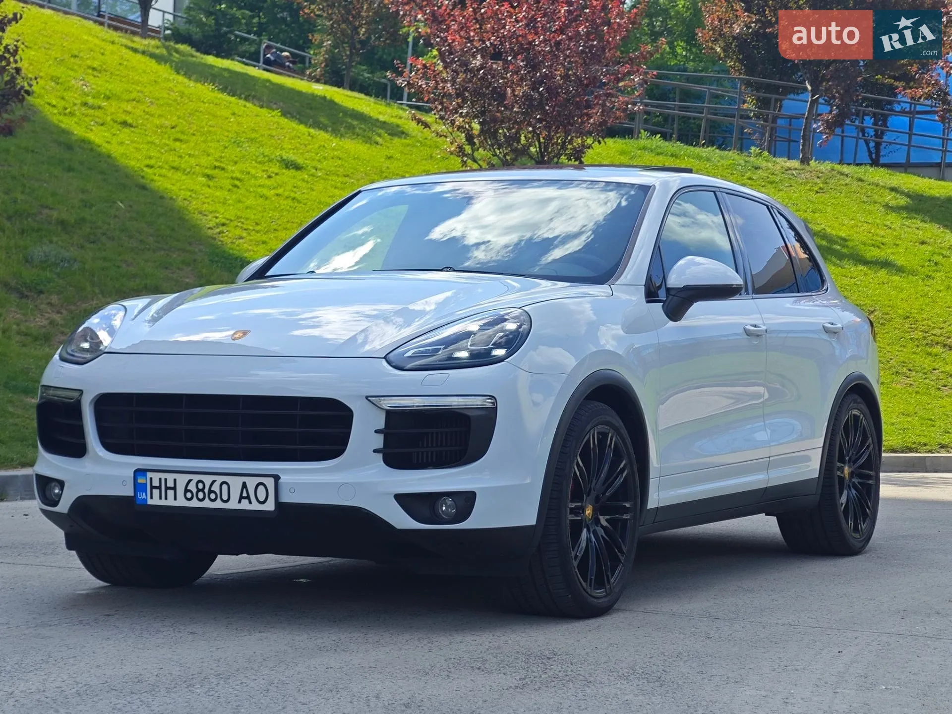 2015 Porsche Cayenne - мініатюра 3