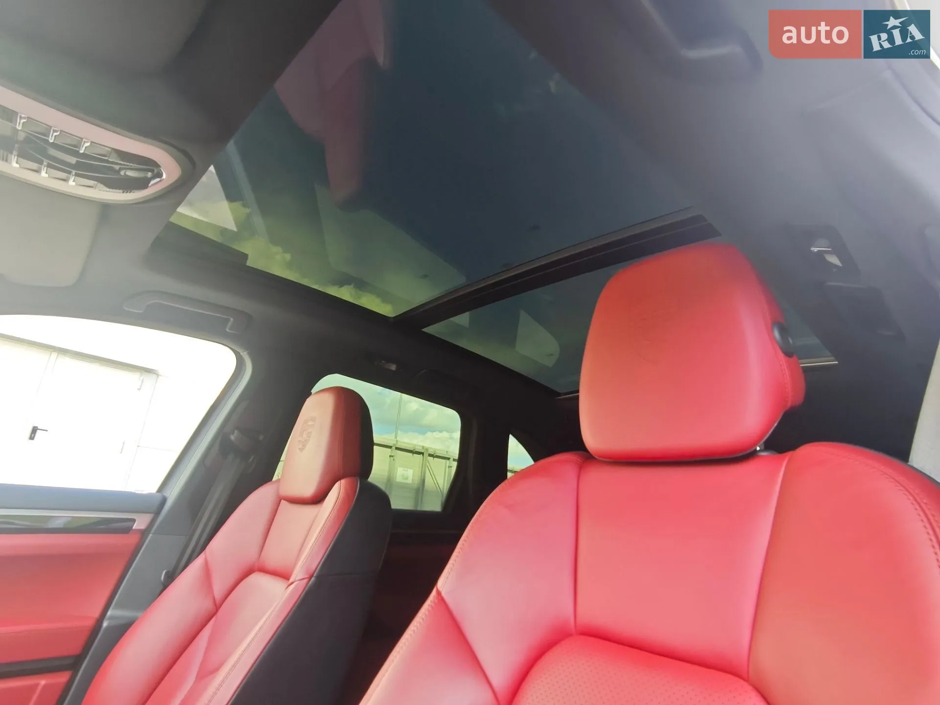 2015 Porsche Cayenne - мініатюра 27