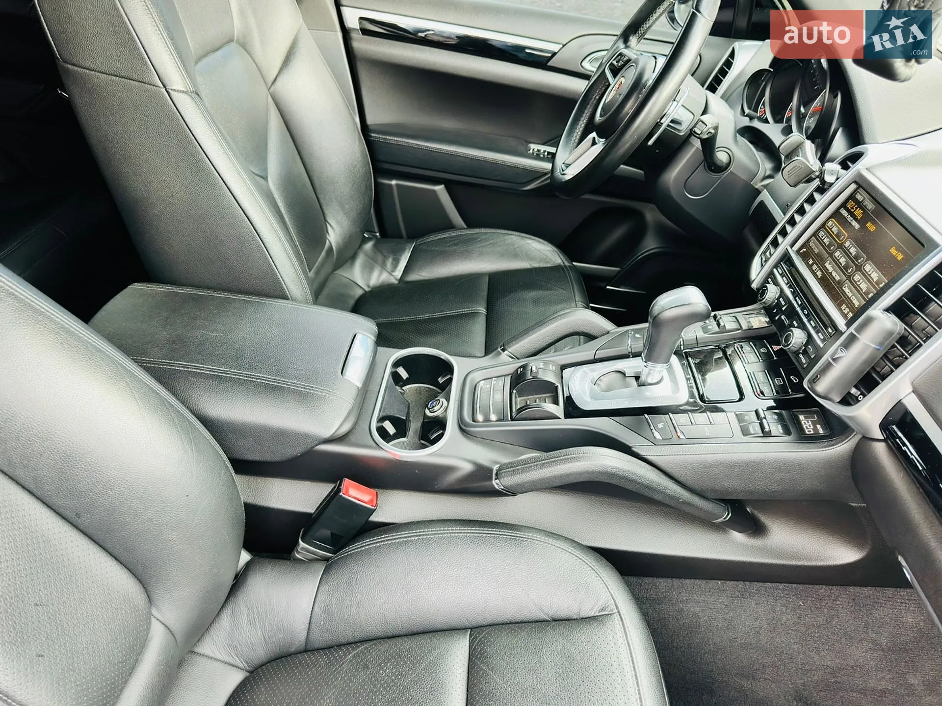2014 Porsche Cayenne - мініатюра 38