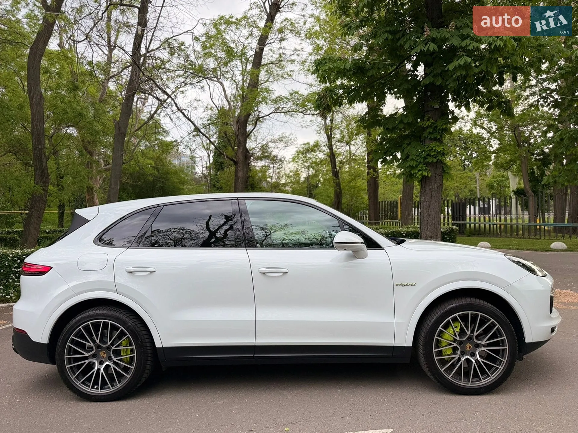 2020 Porsche Cayenne - мініатюра 5